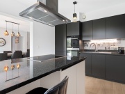 neon charlottalei 2 brasschaat-23.jpg