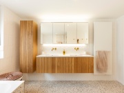 neon Onze-Lieve-Vrouwestraat-54.jpg